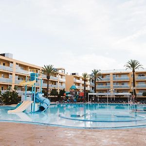 Apartment Pool View